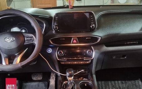 Hyundai Santa Fe IV, 2018 год, 3 045 000 рублей, 4 фотография