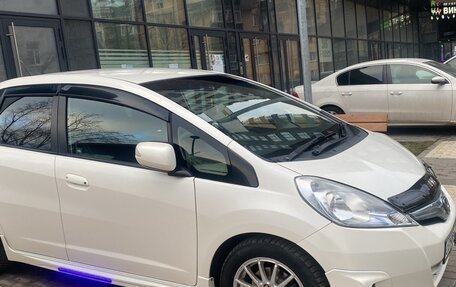 Honda Fit III, 2011 год, 850 000 рублей, 3 фотография