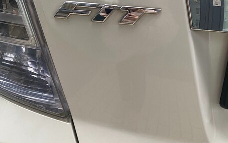 Honda Fit III, 2011 год, 850 000 рублей, 8 фотография