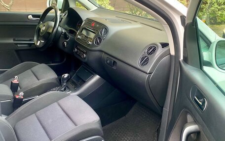 Volkswagen Golf Plus II, 2010 год, 850 000 рублей, 12 фотография