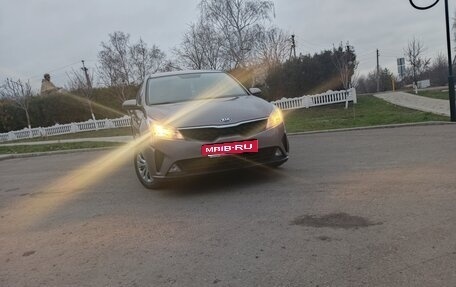 KIA Rio IV, 2021 год, 1 700 000 рублей, 3 фотография