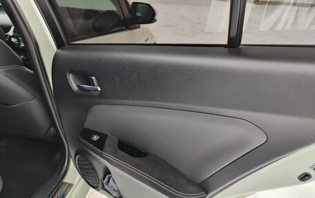 Toyota Prius IV XW50, 2017 год, 2 350 000 рублей, 39 фотография