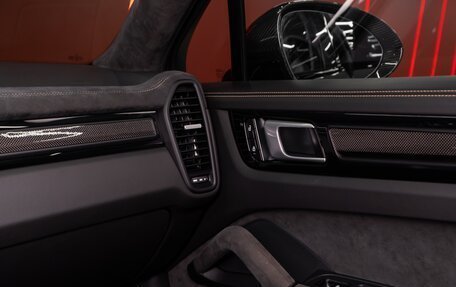 Porsche Cayenne III, 2021 год, 20 500 000 рублей, 25 фотография