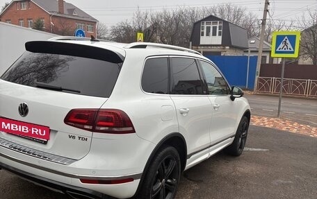 Volkswagen Touareg III, 2018 год, 3 300 000 рублей, 11 фотография