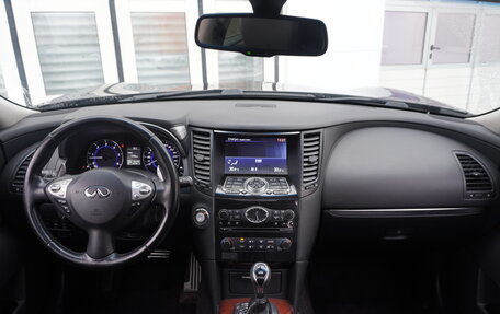 Infiniti FX II, 2013 год, 1 690 000 рублей, 9 фотография
