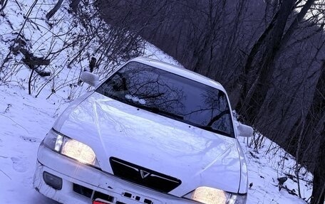 Toyota Vista, 1998 год, 235 000 рублей, 1 фотография