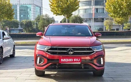 Volkswagen T-Roc I, 2024 год, 2 060 998 рублей, 2 фотография