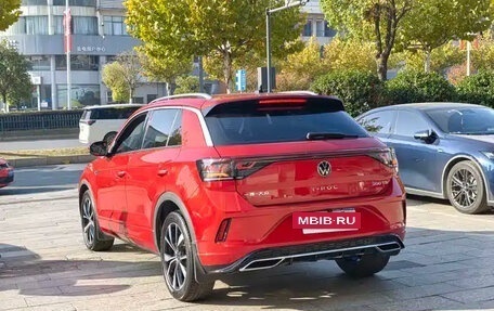 Volkswagen T-Roc I, 2024 год, 2 060 998 рублей, 6 фотография