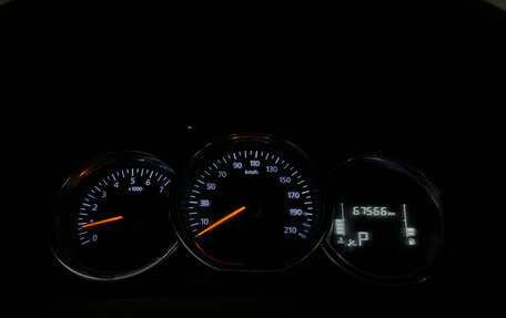 Renault Logan II, 2021 год, 889 000 рублей, 16 фотография