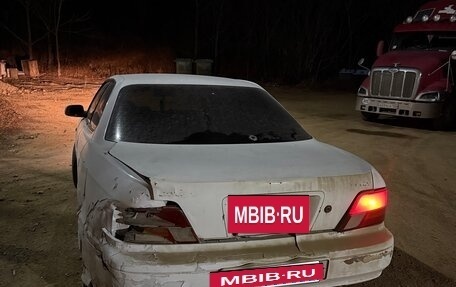 Toyota Vista, 1998 год, 235 000 рублей, 2 фотография