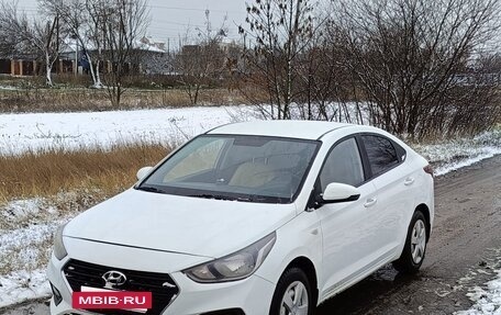 Hyundai Solaris II рестайлинг, 2018 год, 620 000 рублей, 8 фотография