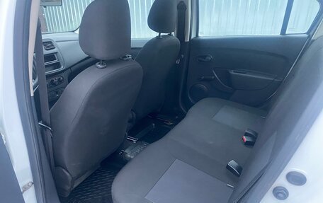 Renault Logan II, 2019 год, 650 000 рублей, 9 фотография