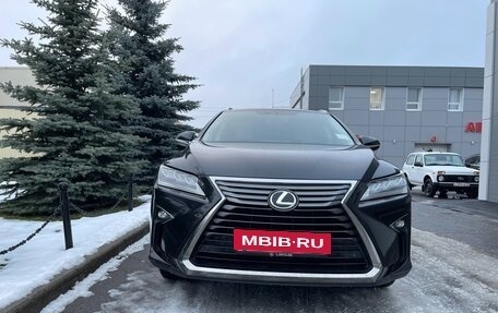 Lexus RX IV рестайлинг, 2019 год, 5 200 000 рублей, 3 фотография