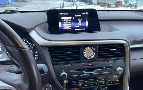 Lexus RX IV рестайлинг, 2019 год, 5 200 000 рублей, 16 фотография