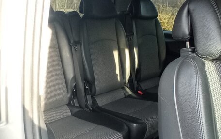 Mercedes-Benz Viano, 2011 год, 1 700 000 рублей, 16 фотография