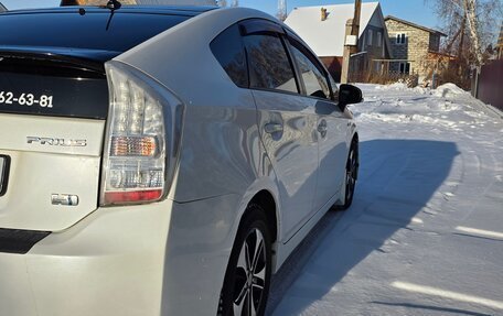 Toyota Prius, 2010 год, 1 300 000 рублей, 2 фотография