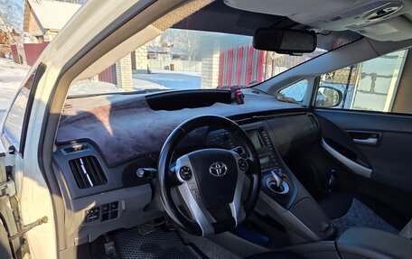 Toyota Prius, 2010 год, 1 300 000 рублей, 7 фотография