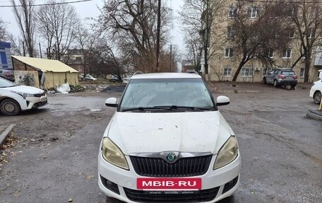 Skoda Fabia II, 2012 год, 299 999 рублей, 2 фотография