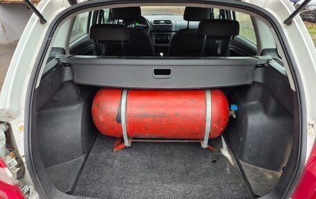 Skoda Fabia II, 2012 год, 299 999 рублей, 17 фотография