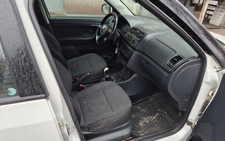 Skoda Fabia II, 2012 год, 299 999 рублей, 20 фотография