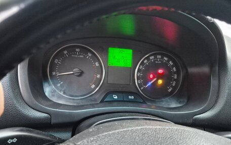 Skoda Fabia II, 2012 год, 299 999 рублей, 15 фотография