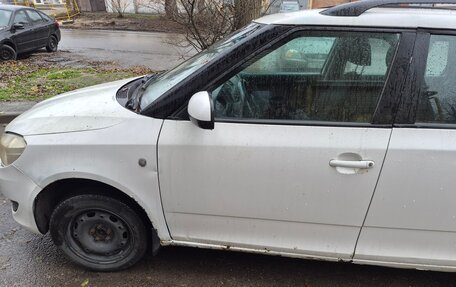 Skoda Fabia II, 2012 год, 299 999 рублей, 10 фотография