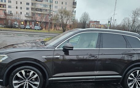 Volkswagen Touareg III, 2019 год, 6 300 000 рублей, 4 фотография