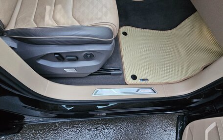 Volkswagen Touareg III, 2019 год, 6 300 000 рублей, 14 фотография