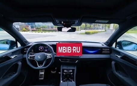 Volkswagen Tiguan, 2025 год, 4 950 000 рублей, 2 фотография