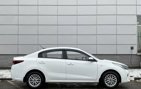 KIA Rio IV, 2018 год, 1 349 000 рублей, 4 фотография