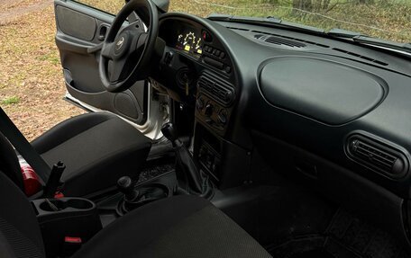 Chevrolet Niva I рестайлинг, 2017 год, 615 000 рублей, 11 фотография