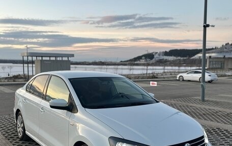 Volkswagen Polo VI (EU Market), 2016 год, 1 030 000 рублей, 3 фотография