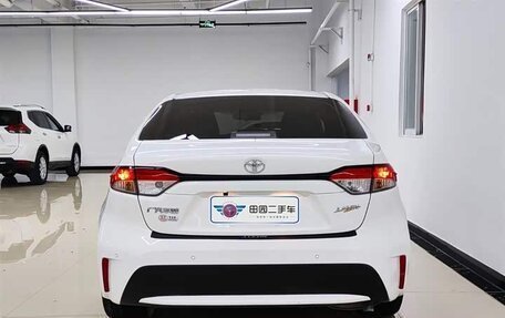 Toyota Corolla, 2022 год, 1 350 000 рублей, 3 фотография