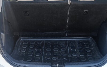 Toyota Aqua I, 2013 год, 899 000 рублей, 11 фотография