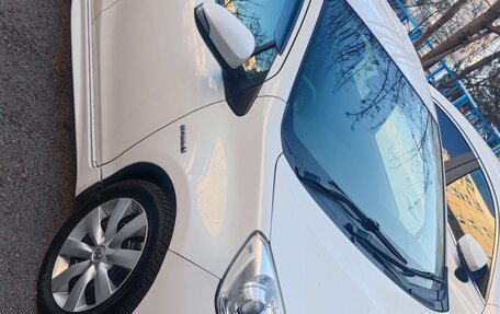 Toyota Aqua I, 2013 год, 899 000 рублей, 6 фотография