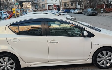 Toyota Aqua I, 2013 год, 899 000 рублей, 4 фотография