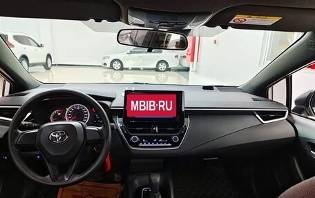 Toyota Corolla, 2022 год, 1 350 000 рублей, 7 фотография