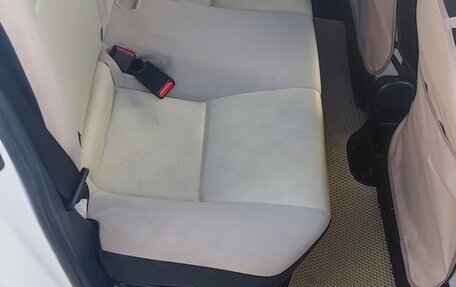 Toyota Aqua I, 2013 год, 899 000 рублей, 10 фотография