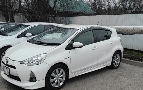 Toyota Aqua I, 2013 год, 899 000 рублей, 8 фотография