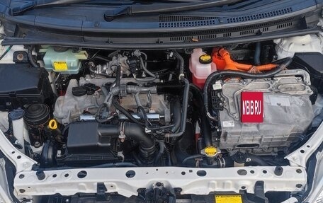 Toyota Aqua I, 2013 год, 899 000 рублей, 9 фотография