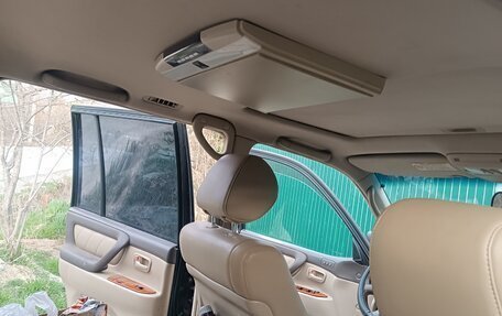 Toyota Land Cruiser 100 рестайлинг 2, 2002 год, 1 350 000 рублей, 15 фотография