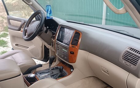 Toyota Land Cruiser 100 рестайлинг 2, 2002 год, 1 350 000 рублей, 11 фотография