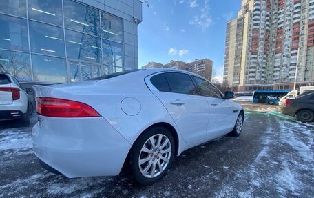Jaguar XE I рестайлинг, 2017 год, 1 950 000 рублей, 6 фотография