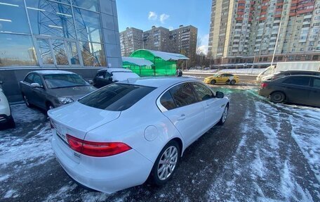 Jaguar XE I рестайлинг, 2017 год, 1 950 000 рублей, 9 фотография