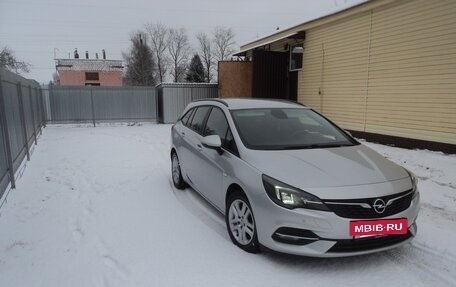 Opel Astra K, 2020 год, 1 270 000 рублей, 2 фотография