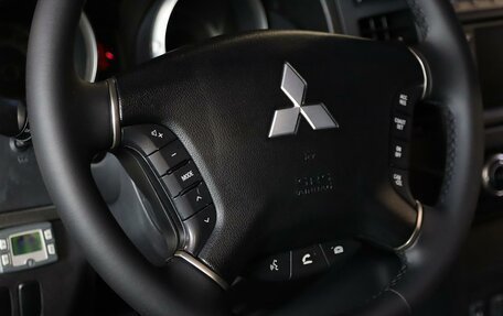 Mitsubishi Pajero IV, 2012 год, 1 999 000 рублей, 8 фотография