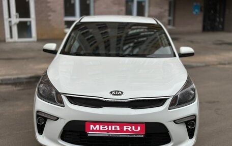 KIA Rio IV, 2017 год, 1 210 000 рублей, 2 фотография