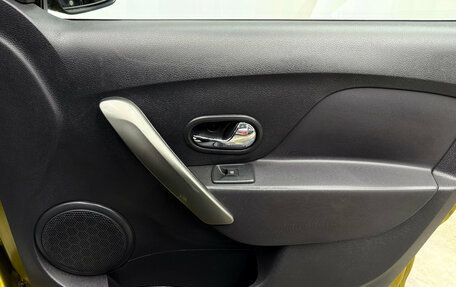 Renault Sandero II рестайлинг, 2015 год, 920 000 рублей, 11 фотография