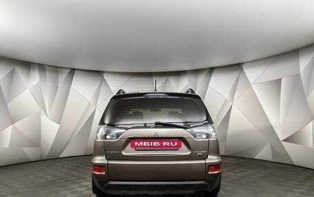 Mitsubishi Outlander III рестайлинг 3, 2011 год, 879 000 рублей, 7 фотография