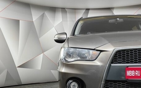 Mitsubishi Outlander III рестайлинг 3, 2011 год, 879 000 рублей, 16 фотография